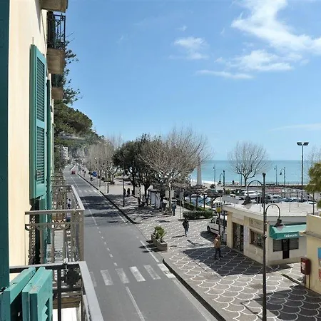 L Διαμέρισμα Maiori